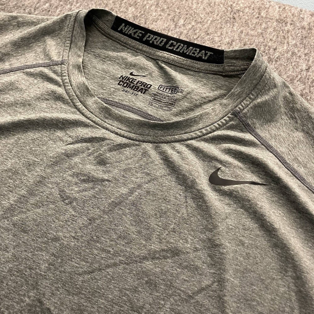 Nike Pro Combat Men's XXL Dri Fit Fitted Base Layer Gym Workout Shirt Gray